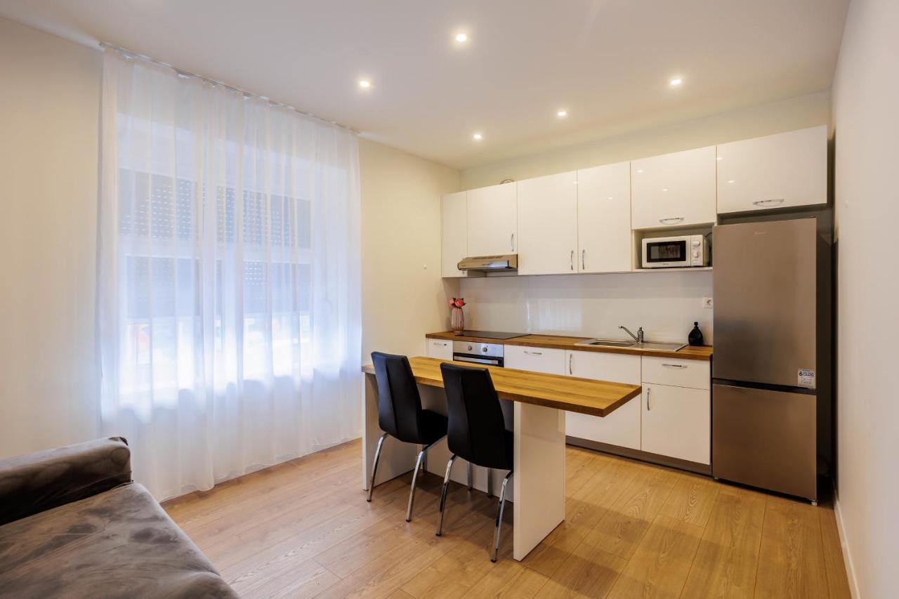 Blue Pearl-Split Town Center Apartament Екстер'єр фото